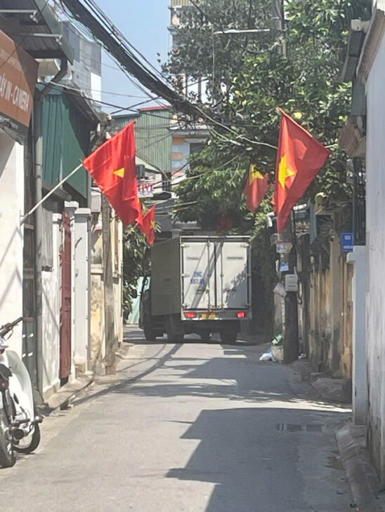 NHÀ RIÊNG ĐƠN LẬP, NGOC THỤY -LONG BIÊN, 38M,25 TẦNG, MT 4M, 7.5 TỶ. Ô TÔ NGỦ- KINH DOANH.