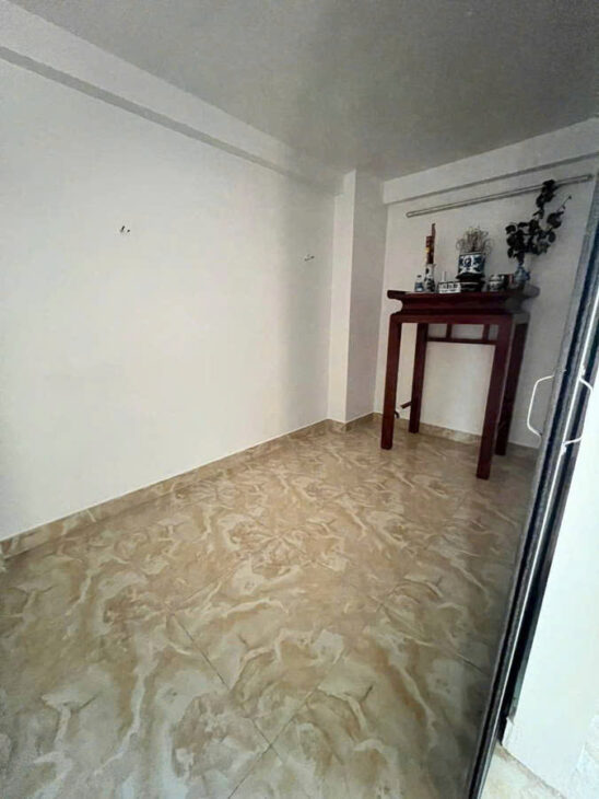 NHÀ MỚI ĐỦ NỘI THẤT, NGÕ THÔNG-KINH DOANH PHỐ NGỌC THỤY- LONG BIÊN, 46/35M2, 7.9 TỶ.