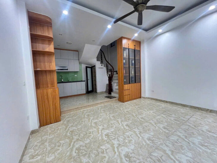 NHÀ MỚI ĐỦ NỘI THẤT, NGÕ THÔNG-KINH DOANH PHỐ NGỌC THỤY- LONG BIÊN, 46/35M2, 7.9 TỶ.