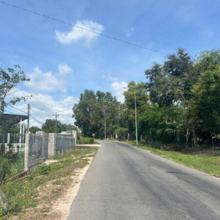 NGỢP BANK! 1.35 TỶ 10m x 30m Đường Cù Chính Lan – TX LaGi có 100m2 ONT