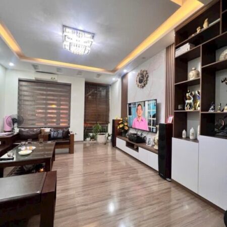 nhà ĐẸP phân lô 50m2, 5 tầng,mặt tiền 4.5m, ô tô tránh, khu vực Quận Hai Bà Trưng