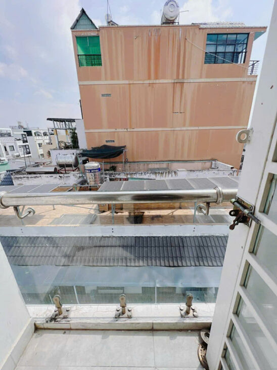 SÁT MẶT TIỀN ĐƯỜNG XE HƠI NGANG 3.15 X 9 ĐÚC 5 TẦM HƠN 4 TỶ Q4