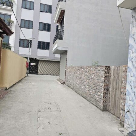 Cần bán mảnh đất đẹp Tân Xã ôtô tận đất ngõ thông giá rẻ 108m 4.180 tỷ