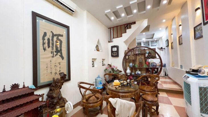 HOÀNG HOA THÁM- BA ĐÌNH – DT 49M2 X 4T – MT4M – 8.6TỶ – GẦN NGÕ – 3 GÁC QUAY ĐẦU