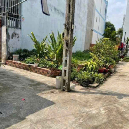 Bán đất căn góc 2 mặt tiền, xe hơi, 92m2, giá chỉ 3.45 tỷ, Thới An 8, Quận 12 Bán đất căn góc 2 mặt tiền, xe hơi, 92m2, giá chỉ 3.45 tỷ, Thới An 8, Quận 12