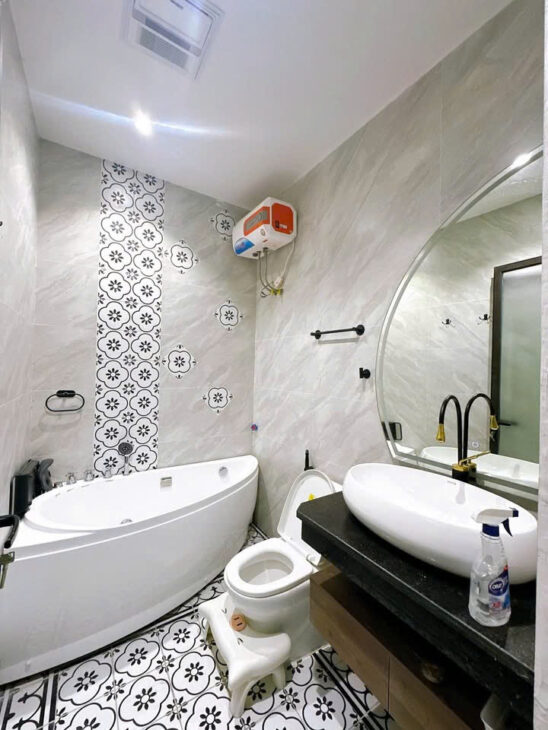 Nhà mặt ngõ tuyến 2 Thiên Lôi, 50m 4 tầng, Tây Bắc, Giá 3.45 tỉ đẹp như mới