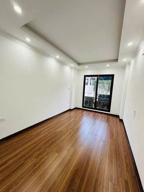 BÁN NHÀ ÂU CƠ – TÂY HỒ – 40M2 x 5T – 3.3M – 6.5 TỶ – NHÀ MỚI – NGÕ Ô TÔ DỪNG ĐỖ 24/7