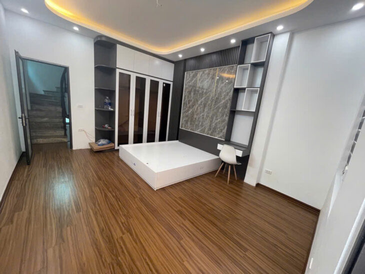 Phân lô hồ Đền Lừ – lô góc – 3 thoáng – ngõ thông – kinh doanh – ô tô tránh