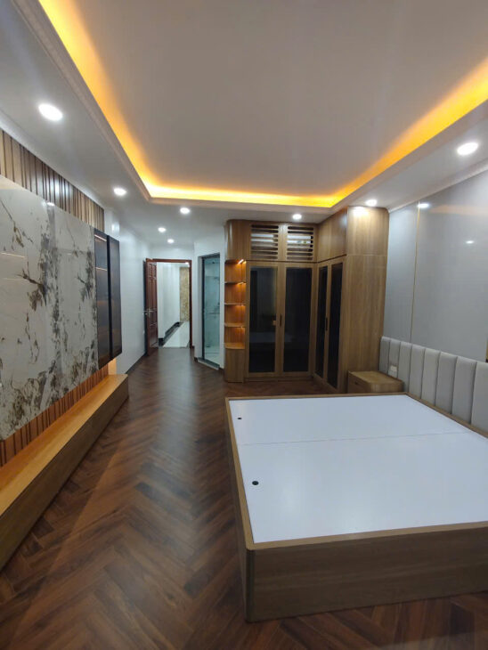 PHỐ VỌNG – HAI BÀ TRƯNG – 60M2 x 7T – MT 5M – 31.2 TỶ – Ô TÔ NGỦ TRONG NHÀ – THANG MÁY