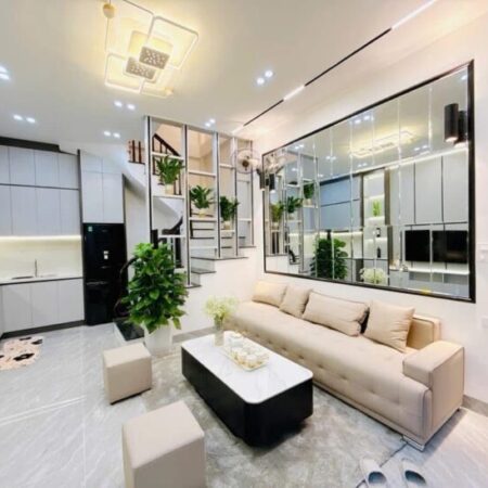 Bán nhà hiếm Quận ĐỐNG ĐA, 30m2 x 4 tầng Giá siêu rẻ