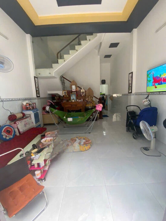 GẤP BÁN LIÊN KHU 5_6. GIÁ CHỈ 3,9 TỶ. -Ngang Lớn 4.4 dài 15.5M Vuông A4