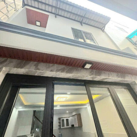 SÁT MẶT TIỀN ĐƯỜNG Huỳnh Tấn Phát Trung tâm Q7 NGANG 3.5 M Dài 7.05 DT SD 49 M2 HƠN 2 TỶ