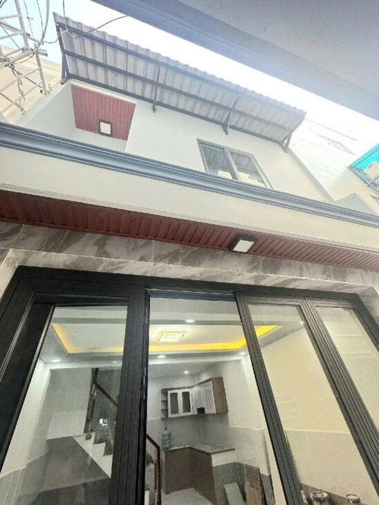 SÁT MẶT TIỀN ĐƯỜNG Huỳnh Tấn Phát Trung tâm Q7 NGANG 3.5 M Dài 7.05 DT SD 49 M2 HƠN 2 TỶ
