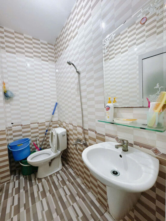 SÁT MẶT TIỀN ĐƯỜNG Huỳnh Tấn Phát Trung tâm Q7 NGANG 3.5 M Dài 7.05 DT SD 49 M2 HƠN 2 TỶ