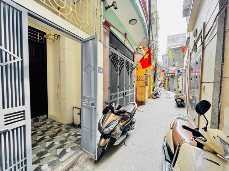 BÁN NHÀ LĨNH NAM 32M 4 TẦNG NGÕ NÔNG GIÁ NHỈNH 3 TỶ SỔ CHUNG