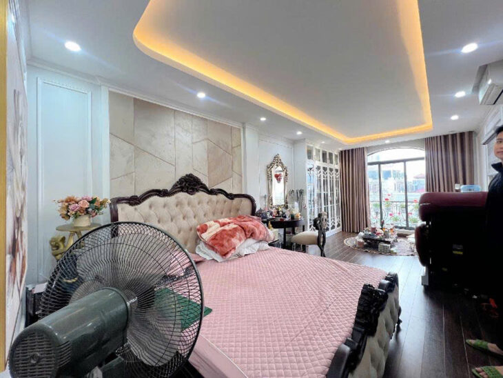 Bán nhà mặt phố Đại La, Hai Bà Trưng, 65m², 7 tầng, 35 tỷ, sổ đỏ