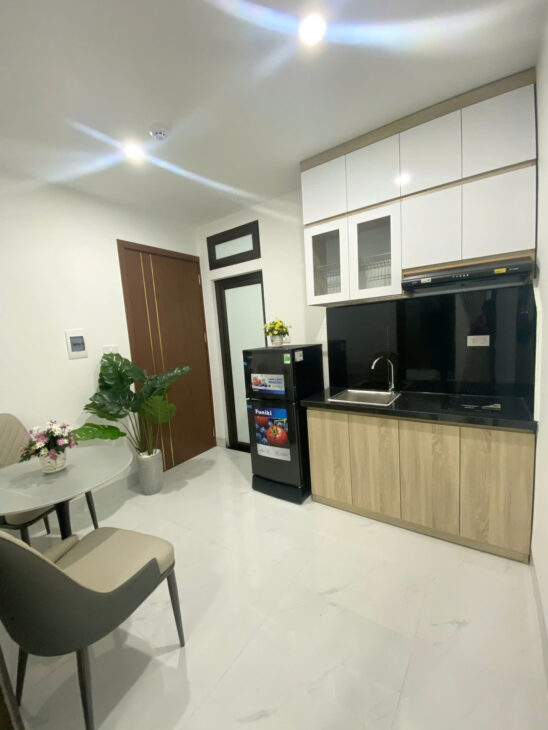 Bán nhà Dòng Tiền tại ngõ 72 Tôn Thất Tùng, 13,5 tỷ, 52m2,7 Tầng Thang Máy , 12PN, 12WC, Đống Đa