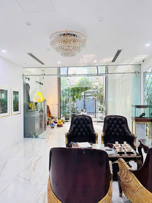 BIỆT THỰ HỒNG TIẾN – LONG BIÊN – 183M2 x 7T – MT 6M – 39.9 TỶ – Ô TÔ VÀO TẬN NHÀ