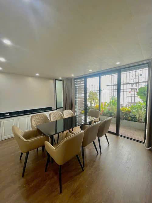 BÁN GẤP NHÀ BỒ ĐỀ – LONG BIÊN – 55M2 x 6T – 5M – 12.8 TỶ – GẦN PHỐ – Ô TÔ ĐỖ CỬA