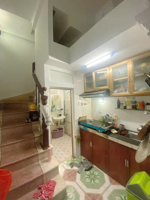 LẠC LONG QUÂN – CẦU GIẤY – DT 40M2 X 3T – MT 6M – 8.3 TỶ – GẦN Ô TÔ -2 MẶT THOÁNG