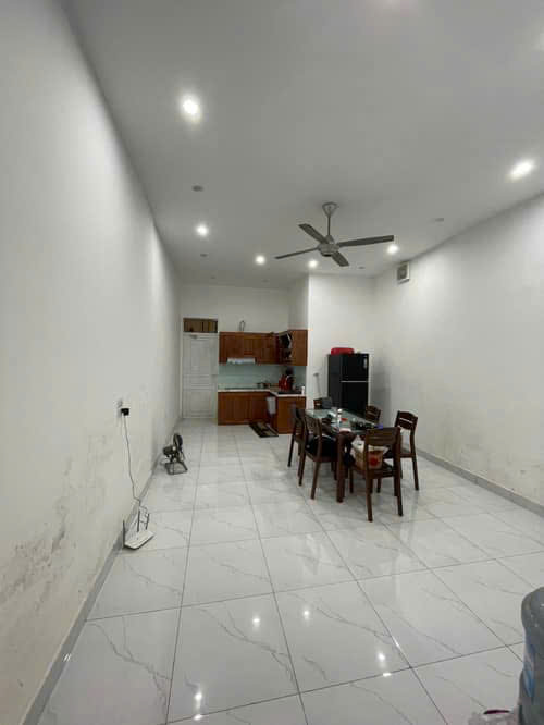 NGỌC LÂM – LONG BIÊN – 80M2 x 3T – MT 4.2M – 15.2 TỶ – NGÕ Ô TÔ DỪNG ĐỖ NGÀY ĐÊM