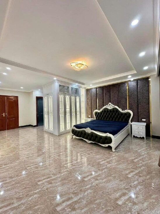 ♻️ BÁN NHÀ BỒ ĐỀ Mới đẹp 73m2 , mt 6,7 ngõ ô tô , 7 tầng thang máy view hồ , 17,9 tỷ