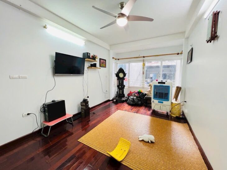 Bán rẻ NHÀ dân xây phố Trần Vỹ – Cầu Giấy – 47m2 x 7 tầng – khu dân trí cao