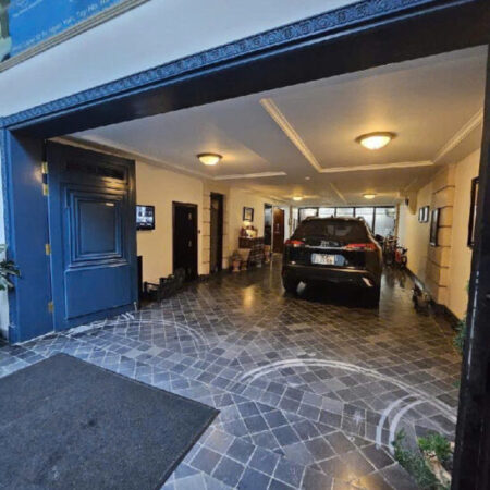 NHÀ ĐẸP TÔ NGỌC VÂN – 200M2 X 7 TẦNG – 89 TỶ – OTO NGỦ TRONG NHÀ – THANG MÁY – KINH DOANH SANG