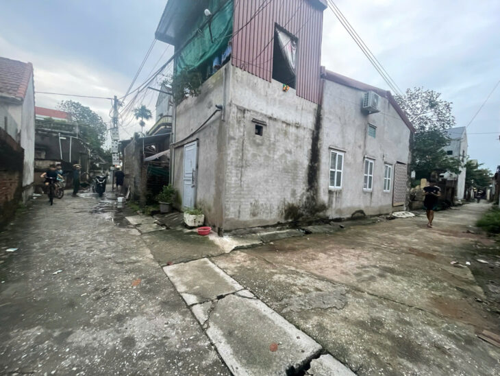 cc gửi bán 44.7m trung tâm xã thuỵ hương giá chưa tới 2 tỷ đường ô tô chạy thông