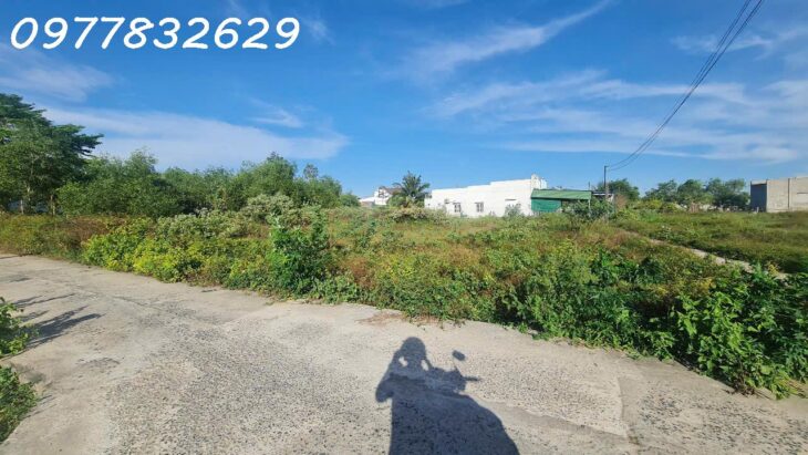 Bán gấp 42m x 38m đất ONT Hẻm Tôn Đức Thắng – TX LaGi giá ngộp chỉ 250 triệu/m ngang