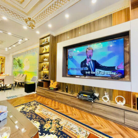 EM CẦN BÁN GẤP NHÀ MỚI TINH PHỐ VIỆT HƯNG – 44M 5 TẦNG 1 NHÀ RA OTO, 4,8 TỶ