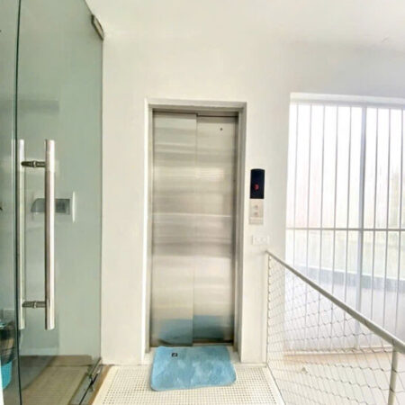 ???? Nhà Đẹp Ngọc Lâm 46m , mt 5 oto đỗ cửa Sát hồ điều hòa , thang máy nhỉnh 10 tỷ