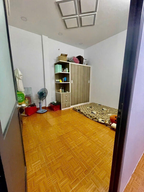 NGAY GÒ DẦU( 4,1m x 10m ) – 2 TẦNG – 2PN – NỞ HẬU TÀI LỘC – CHỈ NHỈNH 3 TỶ