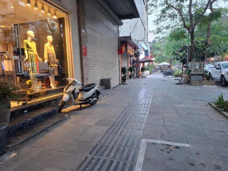 BÁN NHÀ MẶT PHỐ LÝ THƯỜNG HOÀN KIẾM 95M 6 TẦNG MẶT TIỀN 5M