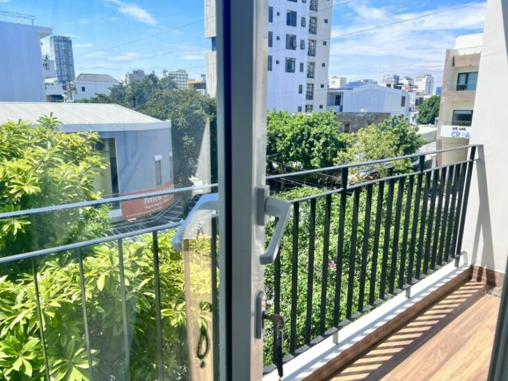 TÒA CĂN HỘ 2 MẶT TIỀN GẦN BIỂN PHẠM VĂN ĐỒNG 6 Tầng thang máy đất 197m2 – DÒNG TIỀN 160 TRIỆU/THÁNG
