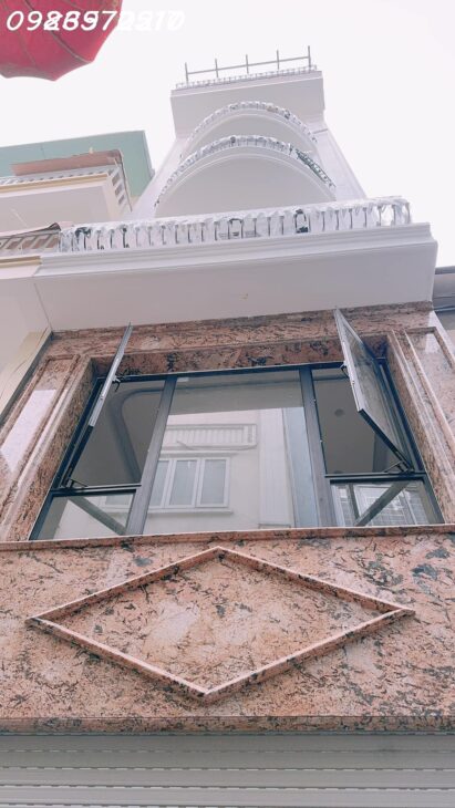 BÁN NHÀ MẶT PHỐ LINH TÂY – THỦ ĐỨC – 9.6 TỶ – 101M2 – 3 TẦNG – 4PN – SỔ ĐỎ CHÍNH CHỦ