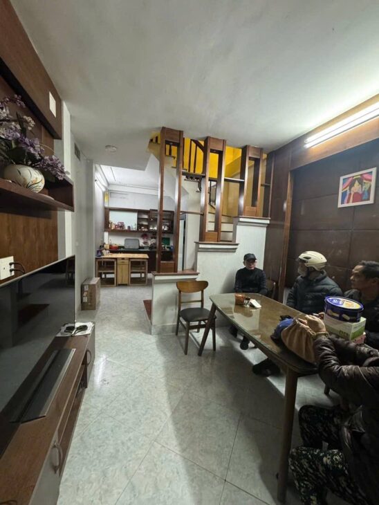 Bán nhà Bùi Xương Trạch giá 2.7 tỷ, diện tích 30m2, 4 tầng, mặt tiền 3.5m