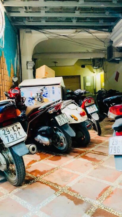 CHỦ CẦN BÁN GẤP ĐỂ CHIA TÀI SẢN CHO CÁC CON CĂN NHÀ MẶT PHỐ HOÀNG NGÂN CẦU GIẤY Ô TÔ TRÁNH KINH