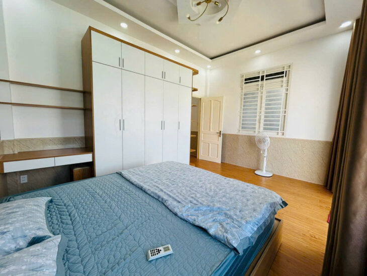 BÁN NHÀ BỀ NGANG HƠN 6M, 2 LẦU CÓ SÂN THƯỢNG, KHU KHÔNG NGẬP NƯỚC, LH EM XEM NHÀ NGAY 0333295552
