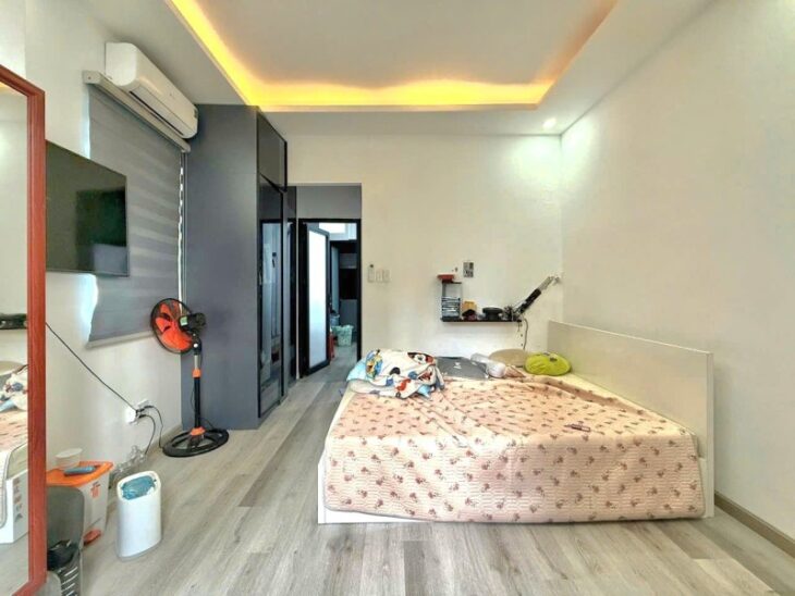 Bán Nhà Nguyễn Văn Công 3 Tầng Kế C.Viên Gia Đình Nhỉnh 4 Tỉ