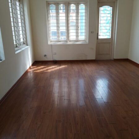 Bán nhà liền kề Liên Cơ, 55m2, 5 tầng thang máy, phân lô, nhà đẹp ở ngay Bán nhà liền kề Liên Cơ, 55m2, 5 tầng thang máy, phân lô, nhà đẹp ở ngay