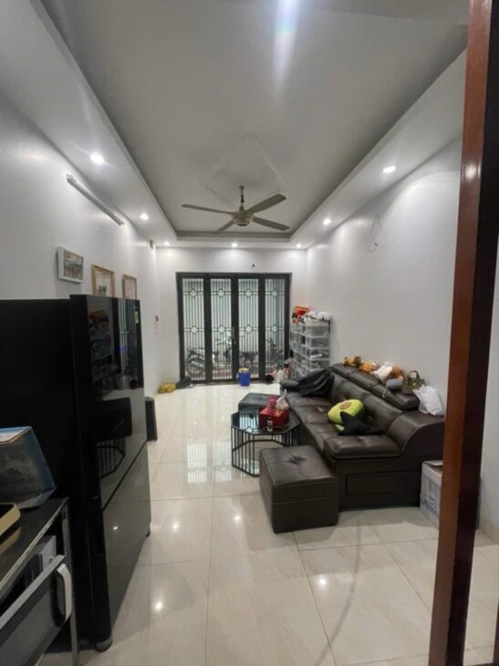 CHỈ 5 TỶ – SỞ HỮU NHÀ ĐẸP HOA LÂM, GẦN MẶT PHỐ, DÂN TRÍ CAO!