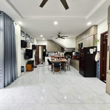 Bán gấp nhà NGUYỄN TRỌNG TUYỂN – PHÚ NHUẬN – 5m x 29m – HXH