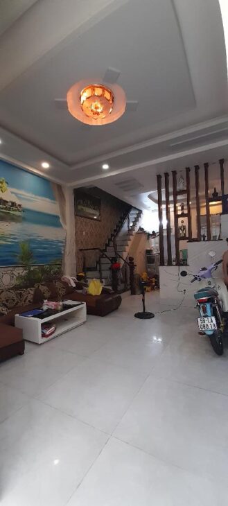 Bán nhà P4 Quận 8- 50m2- 3 tầng 4 Phòng – Hẻm 5m – LH Quyền 0399833339 – nhỉnh 5 tỷ