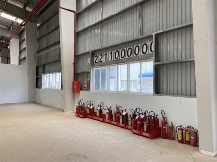 nhà xưởng sản xuất hiện đại, tiếp nhận nhiều ngành nghề theo QD KCN. không ô nhiễm