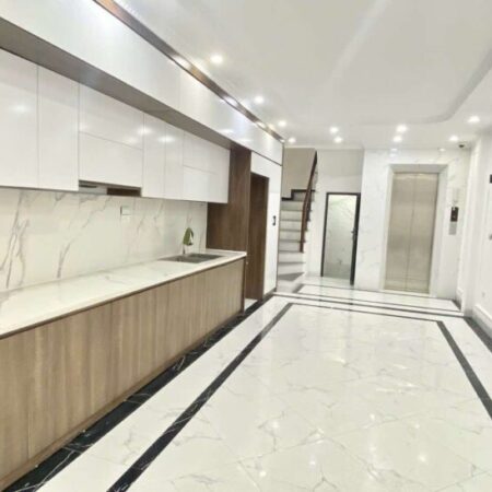 Đừng lau dọn nhà cuối năm nữa! Vì nhà này mới cứng không một hạt bụi! Bán nhà Ngọc Thuỵ, 45m²,7 tỷ.