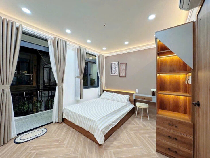 6.15 tỷ- bán nhà hẻm xe hơi Hoàng Hoa Thám PN- căn góc 4mx10m- sát MT- 3PN full nội thất
