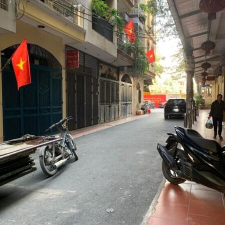 Đội Cấn Ngọc Hà – 160m – mặt tiền 6m – lô góc 3 mặt thoáng – nhỉnh 18 tỷ Đội Cấn Ngọc Hà – 160m – mặt tiền 6m – lô góc 3 mặt thoáng – nhỉnh 18 tỷ