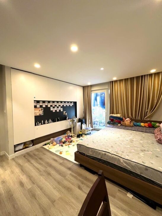 💥Lô góc CC Ban cơ yếu Lê Văn Lương 125m 3PN, View công viên, hơn 9 tỷ💥