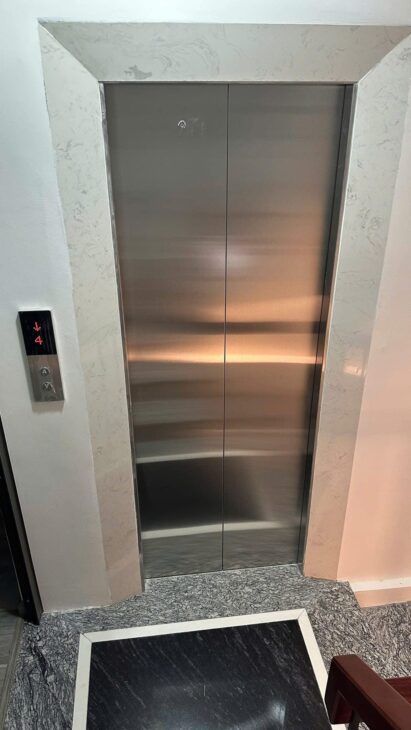 BÁN NHÀ HIẾM QUANG TRUNG ,HÀ ĐÔNG- 5 TẦNG, THANG MÁY, Ô TÔ, FULL NỘI THẤT. 3 MẶT THOÁNG.